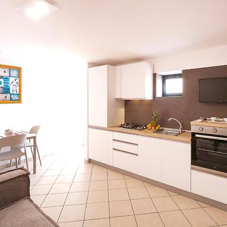 Magico Apartments - 450M Dalla Spiaggia Capo dʼOrlando Eksteriør bilde