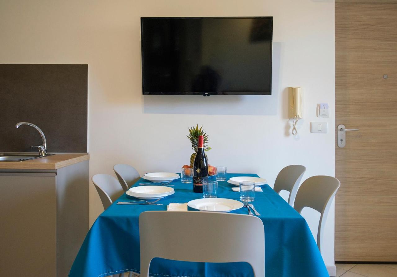 Magico Apartments - 450M Dalla Spiaggia Capo dʼOrlando Eksteriør bilde