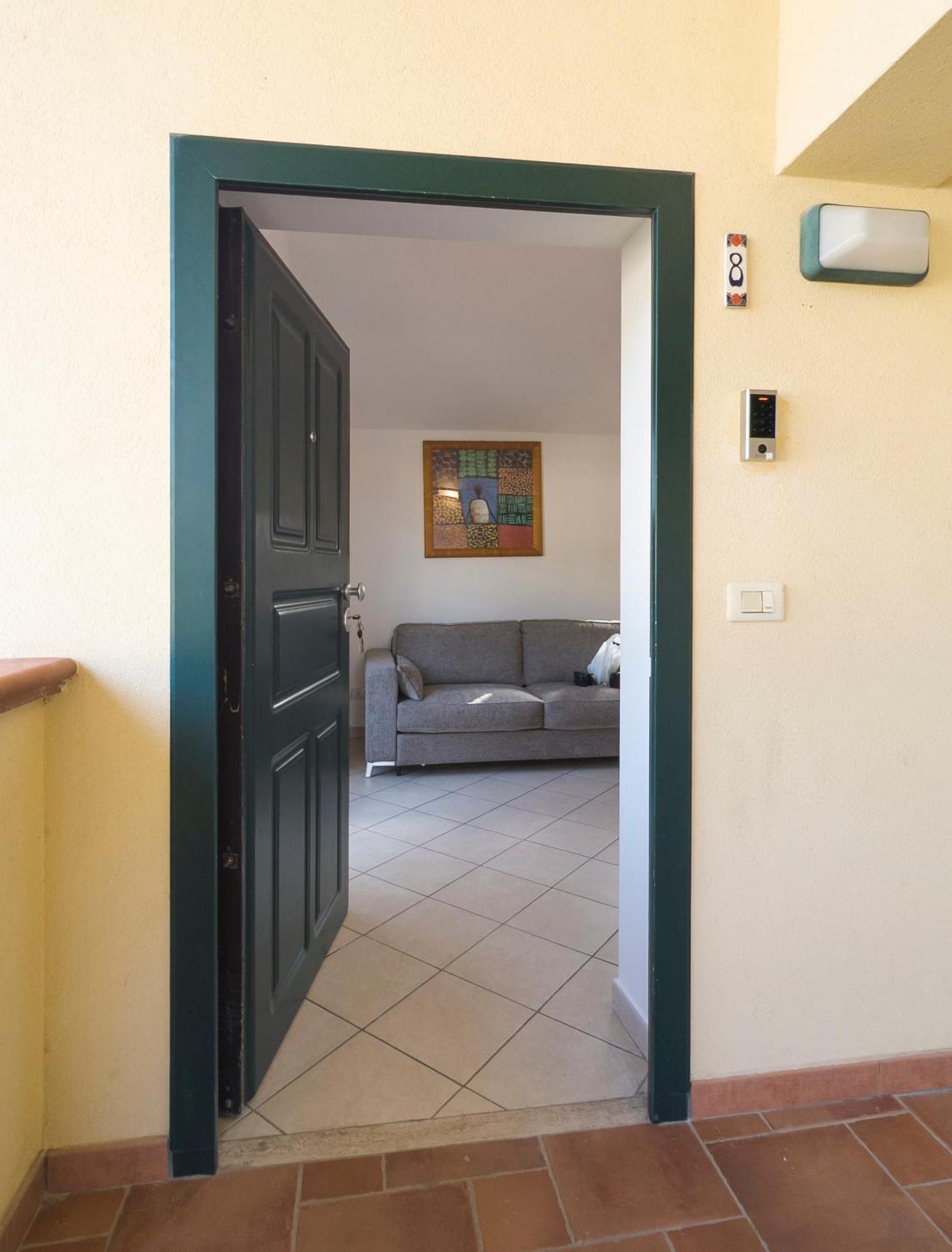 Magico Apartments - 450M Dalla Spiaggia Capo dʼOrlando Eksteriør bilde