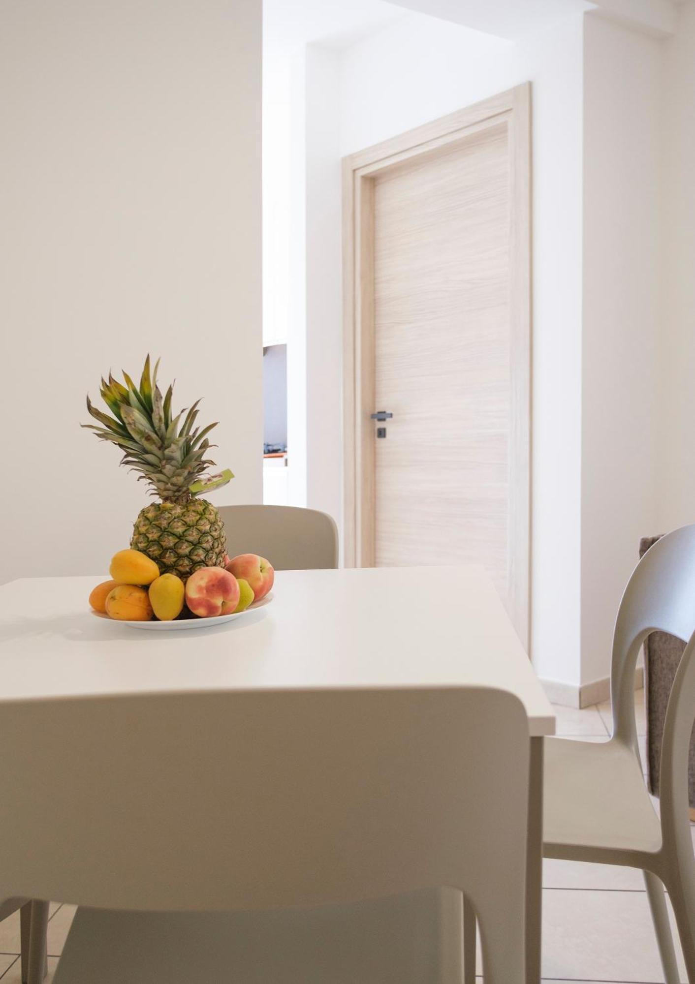 Magico Apartments - 450M Dalla Spiaggia Capo dʼOrlando Eksteriør bilde