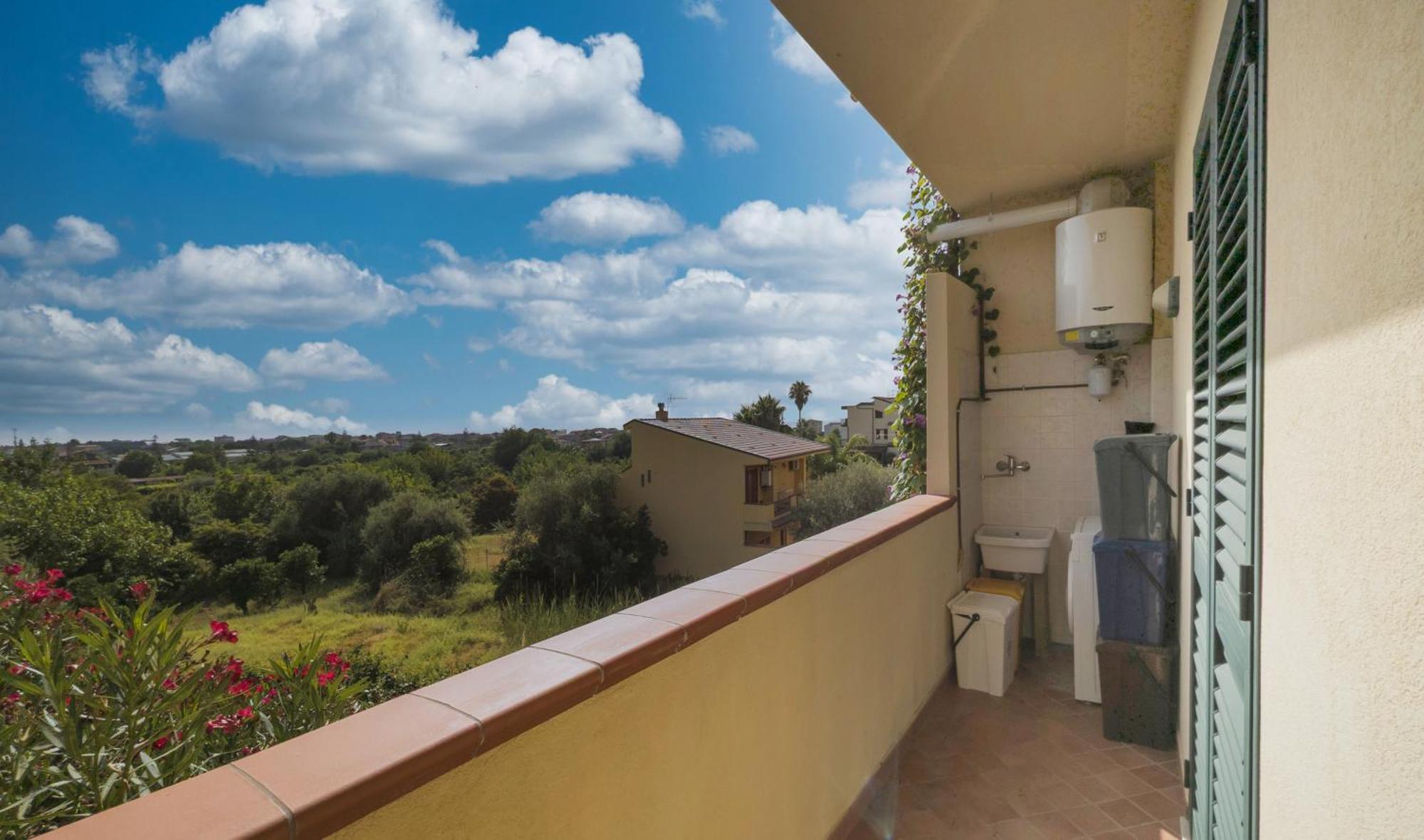 Magico Apartments - 450M Dalla Spiaggia Capo dʼOrlando Eksteriør bilde