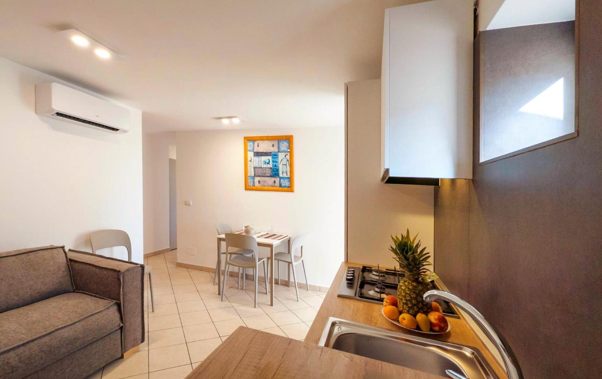 Magico Apartments - 450M Dalla Spiaggia Capo dʼOrlando Eksteriør bilde